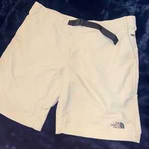 Men’s North Face Belted Khaki Shorts